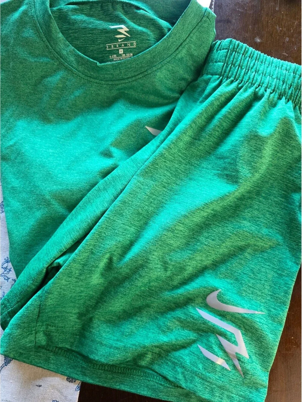 Nike Boys 2-Piece Set Malachite Heather Size 8